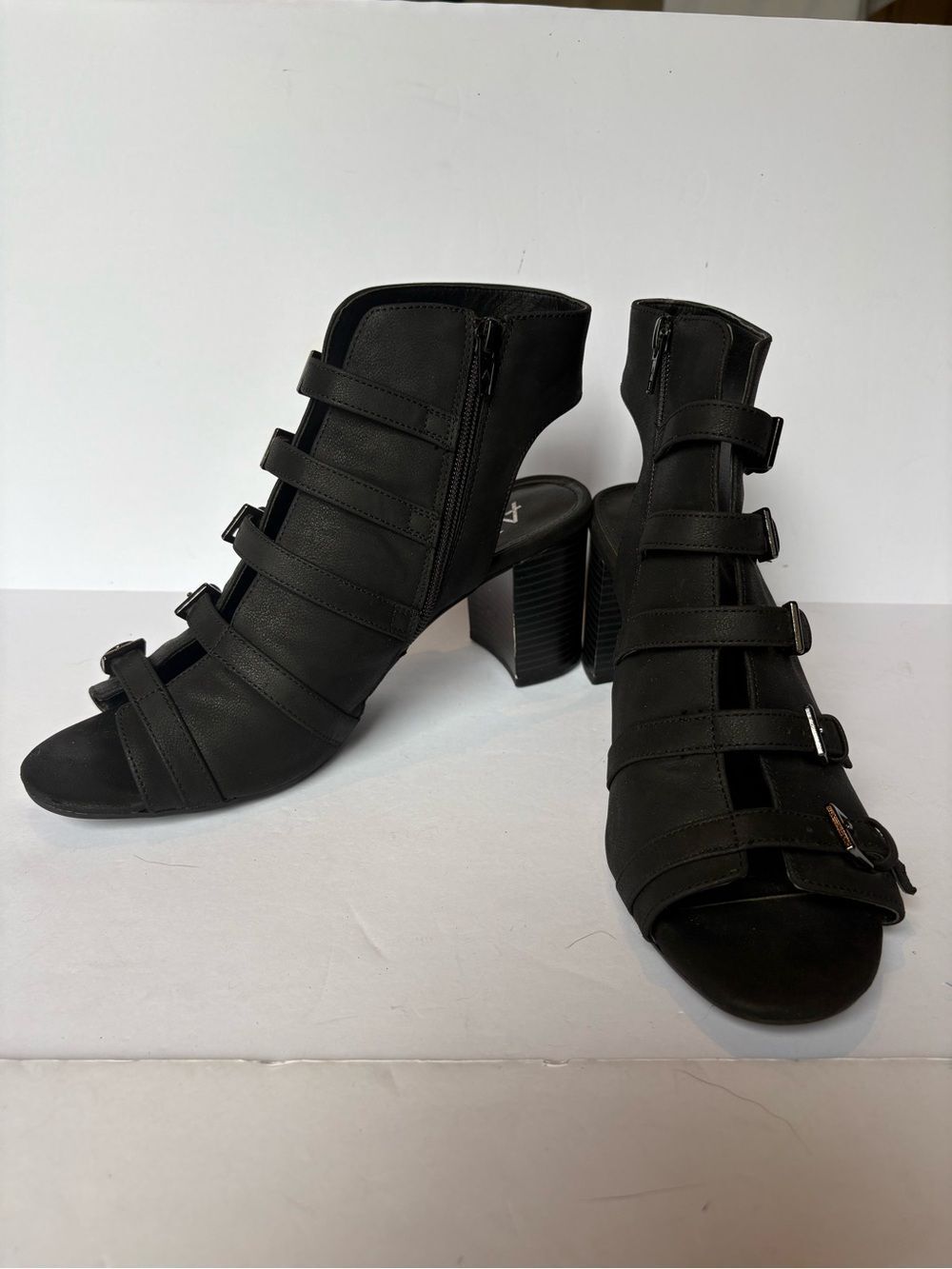 A2Aerosoles Strappy Black Block Heel Sandals - Women's Size 10 1/2M Heel Rest